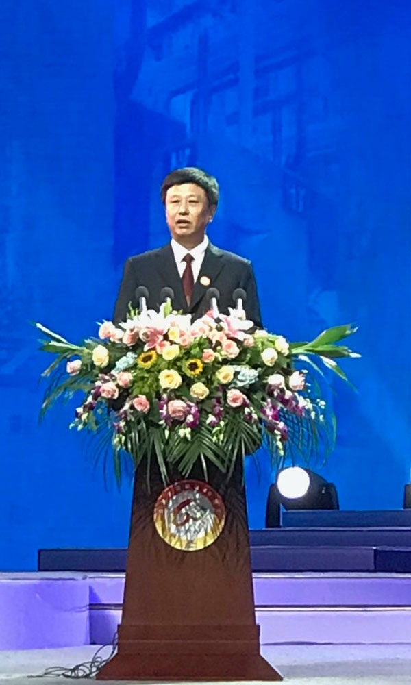 开放40周年暨晋煤集团建企60周年"大会隆重召开,晋煤集团董事长李鸿双